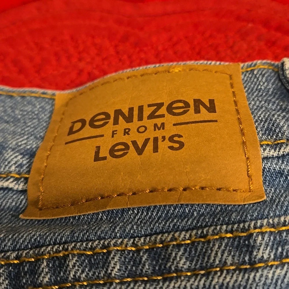 VTG Denizen from Levis Hi-rise Shorts Distressed Raw Hem 30 inch Waist (size 10) - Picture 11 of 15